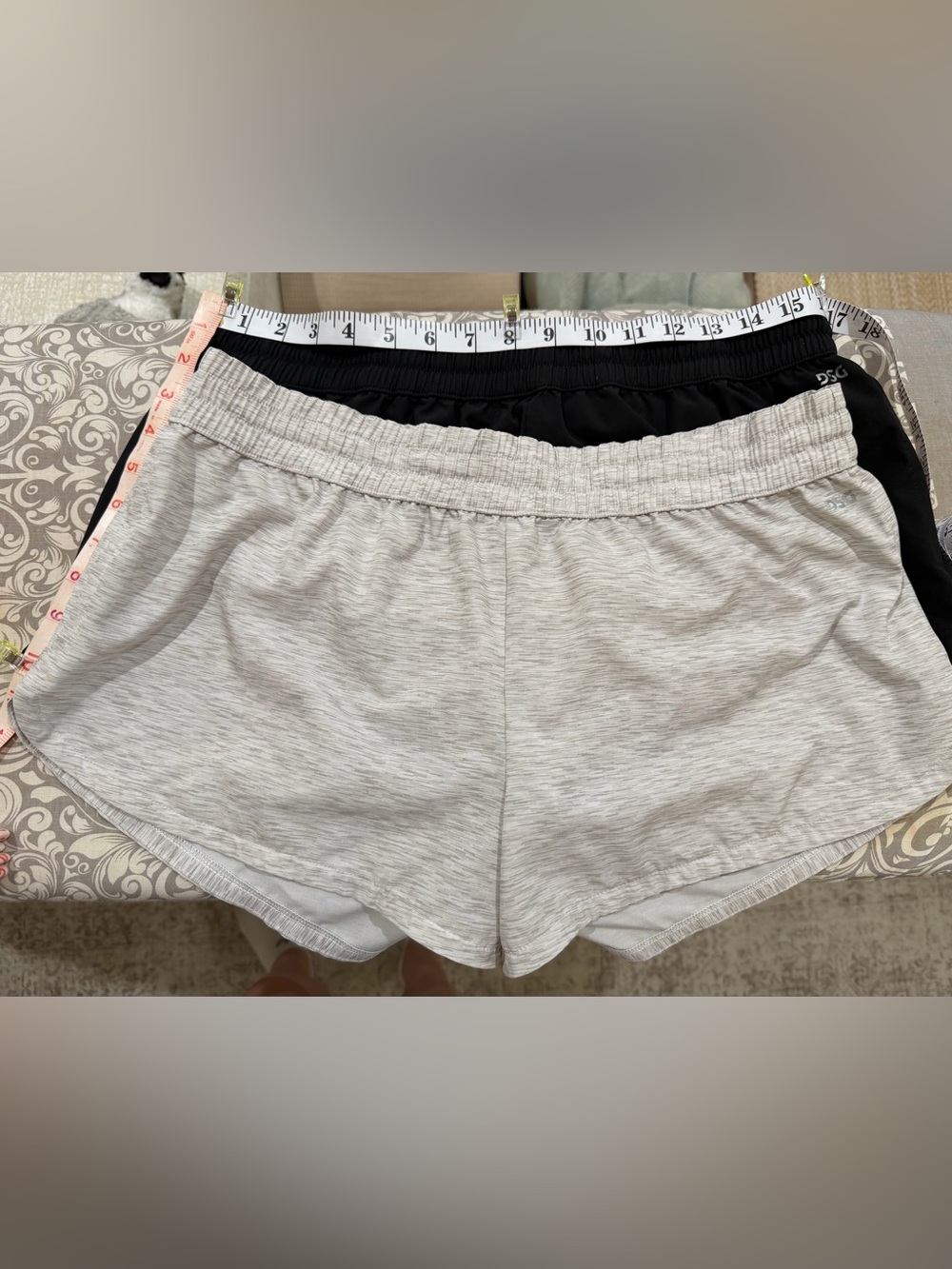 DSG Women’s Large Heathered & Black Active Mid Rise Shorts ( BOGO)